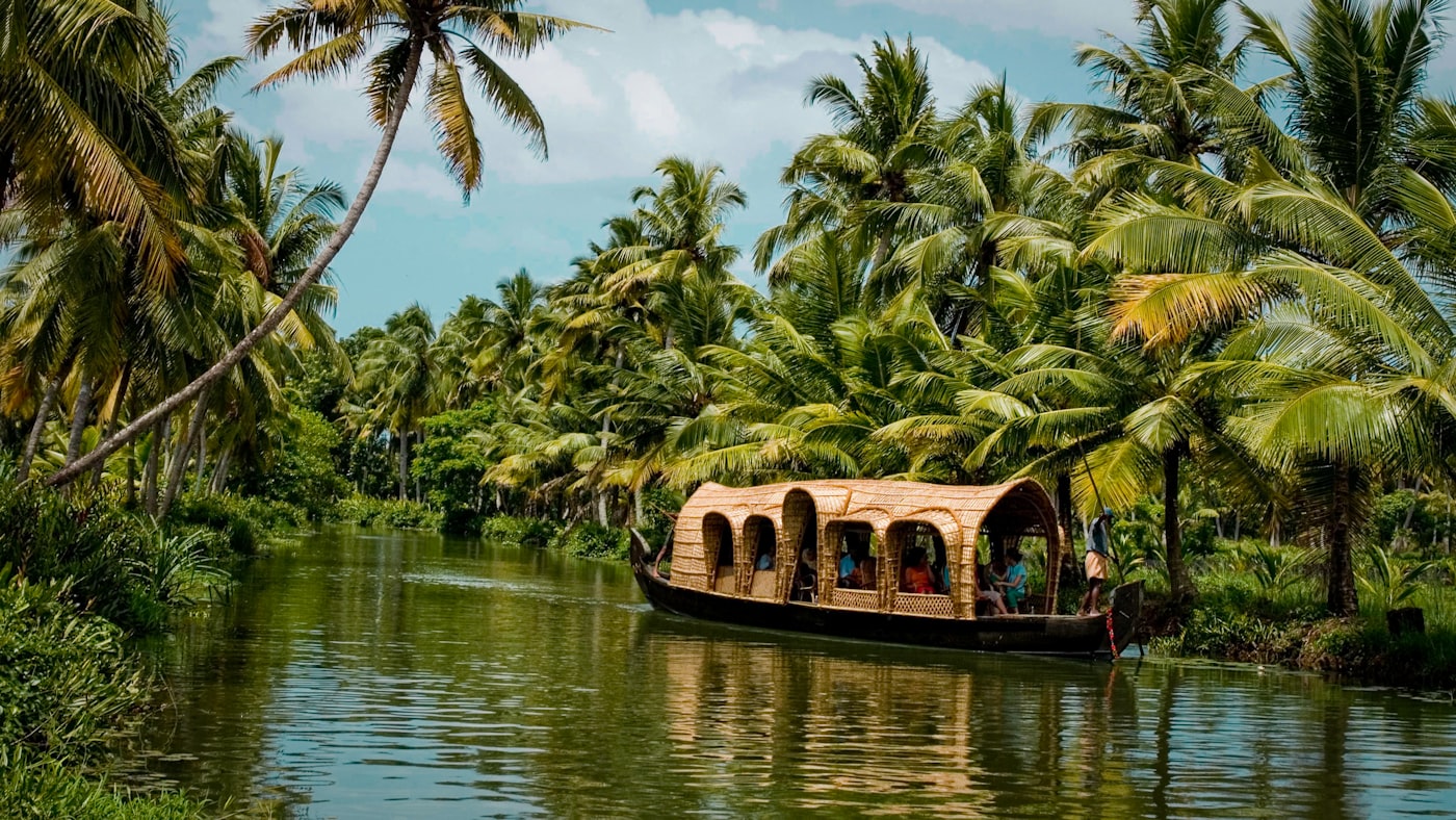Kerala Backwater & Hills